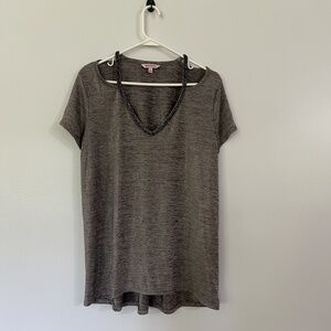 Juicy Couture Top Large Grey Cold Shoulder Casual Embellished V-Neck Glam Chic